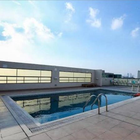 Infinity Tower Suites Wll Al-Manamah Bagian luar foto