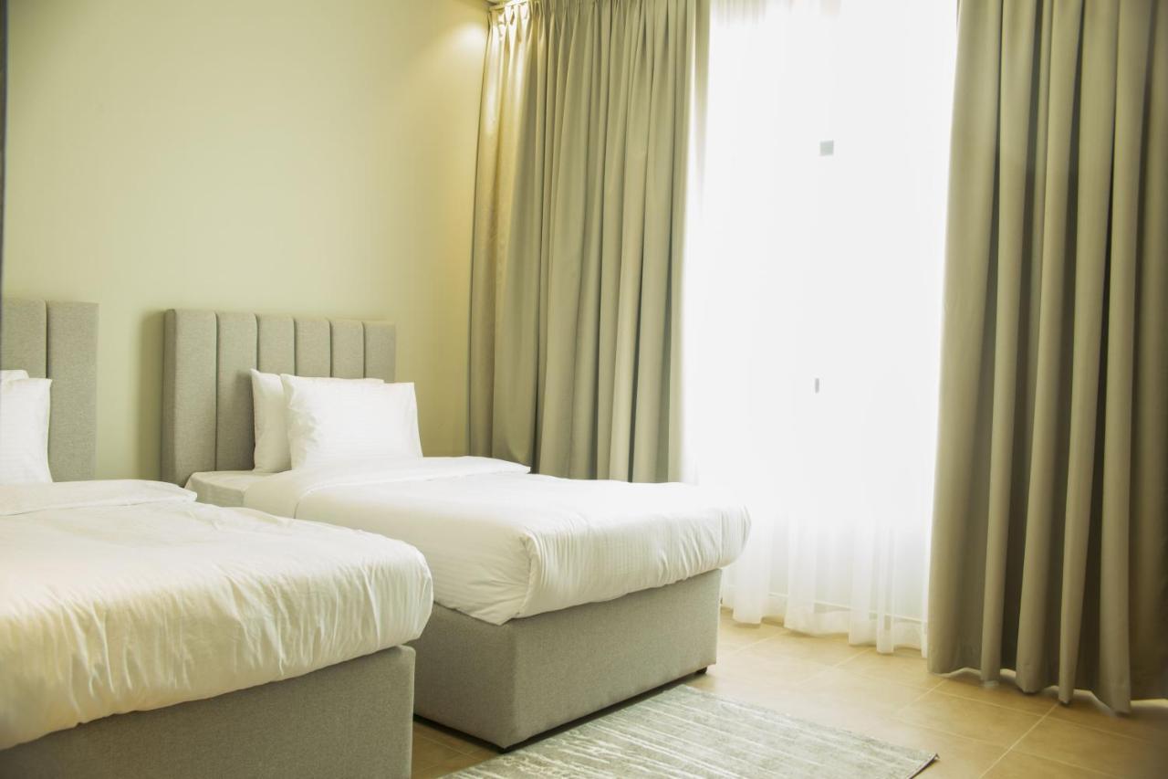Infinity Tower Suites Wll Al-Manamah Bagian luar foto