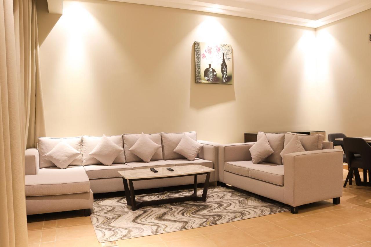Infinity Tower Suites Wll Al-Manamah Bagian luar foto