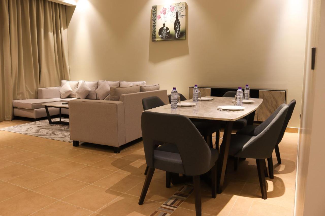 Infinity Tower Suites Wll Al-Manamah Bagian luar foto
