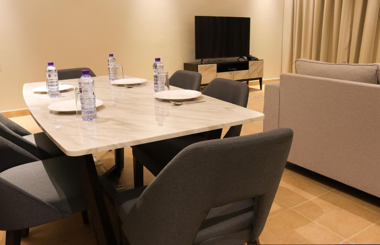 Infinity Tower Suites Wll Al-Manamah Bagian luar foto