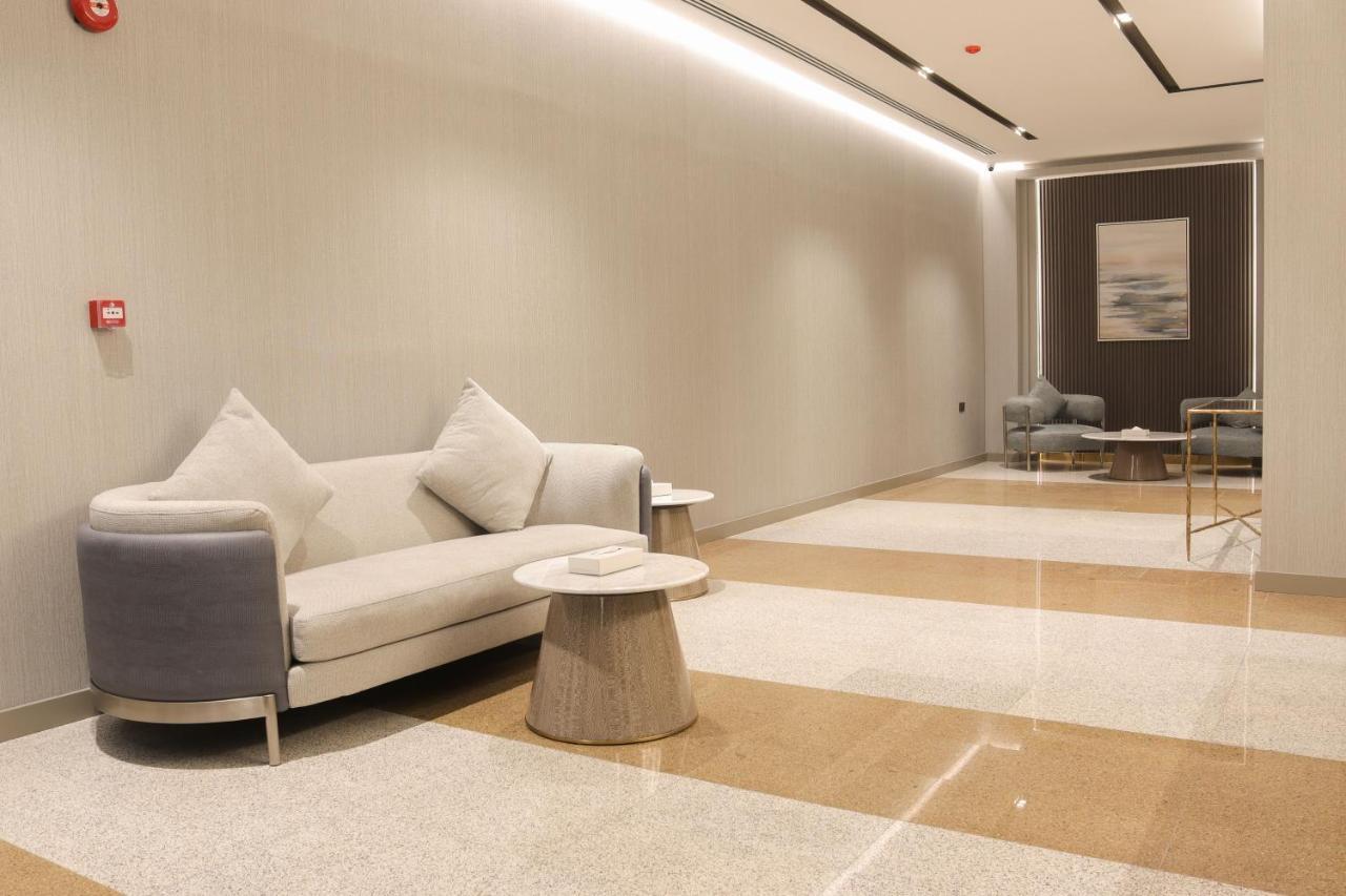 Infinity Tower Suites Wll Al-Manamah Bagian luar foto