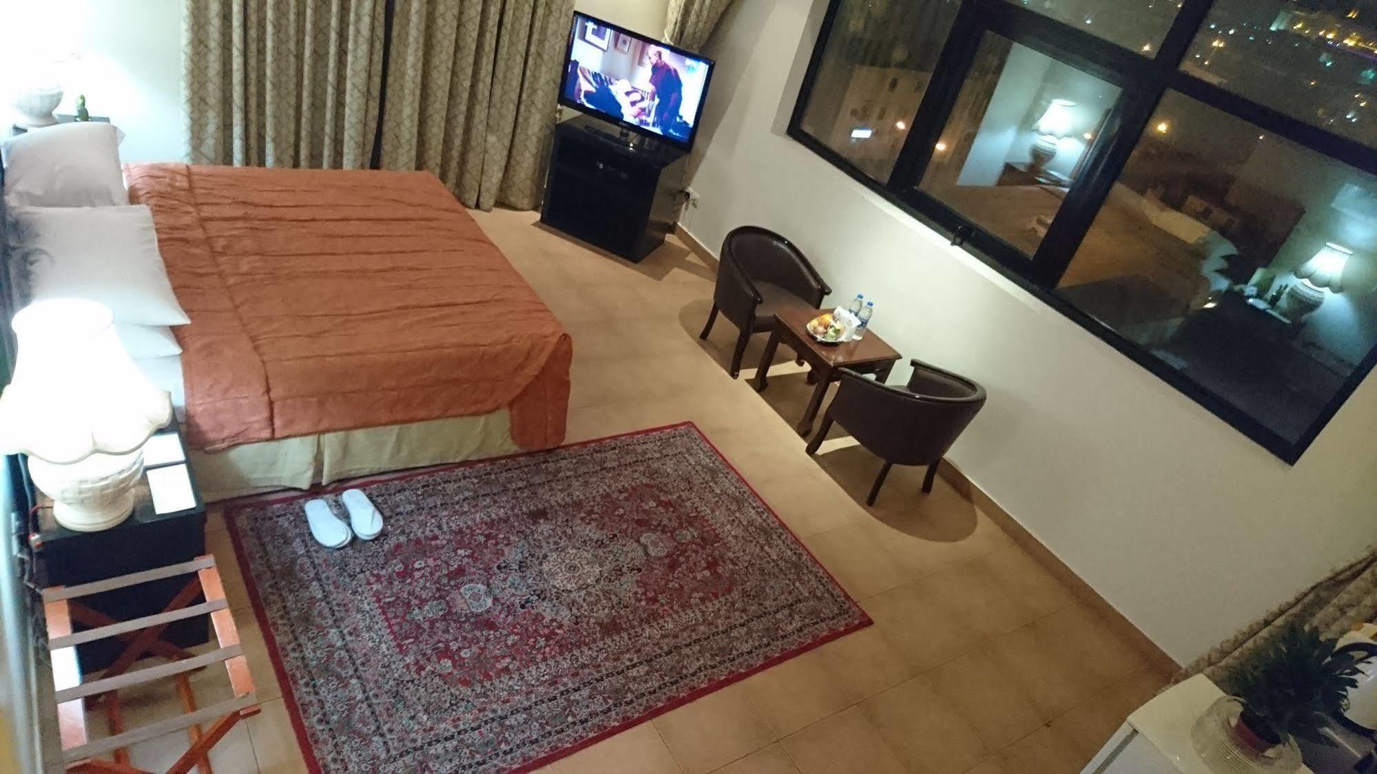 Infinity Tower Suites Wll Al-Manamah Bagian luar foto